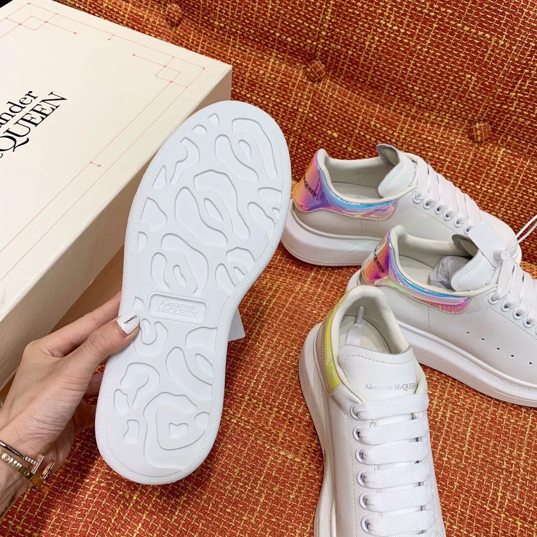 👟👟Ex-factory price 480👟👟 Men's size +10 High-quality upgraded version🔥Real shot of Alexander McQUEEN (McQueen)🎉The highest quality silk cowhide version on the market🎊, imported water-dyed sheepskin inside, counter 1:1 replica, star style T stage catwalk, a must-have for fashionistas , the original high-temperature and ultra-clear air compressor logo on the foot, absolutely counter-matched version, the arc of the back bag is truly genuine 0⃣️ difference, using an exclusive privately molded double-layer vacuum outsole, which is light on the foot and has excellent rebound! Running🏃✈️The first choice item for outdoor sports💅💅Trend and fashion coexist📣 Women’s style: 35-39, Men’s style: 39-44